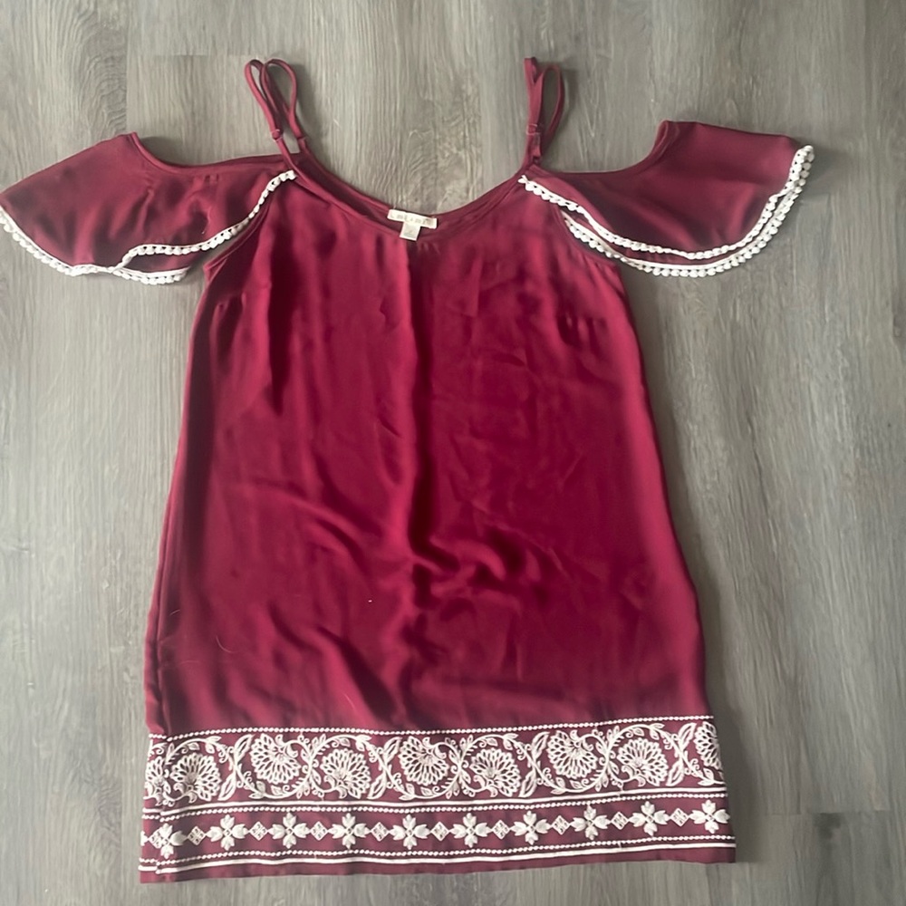 Maroon dress. Size small. Very comfortable.